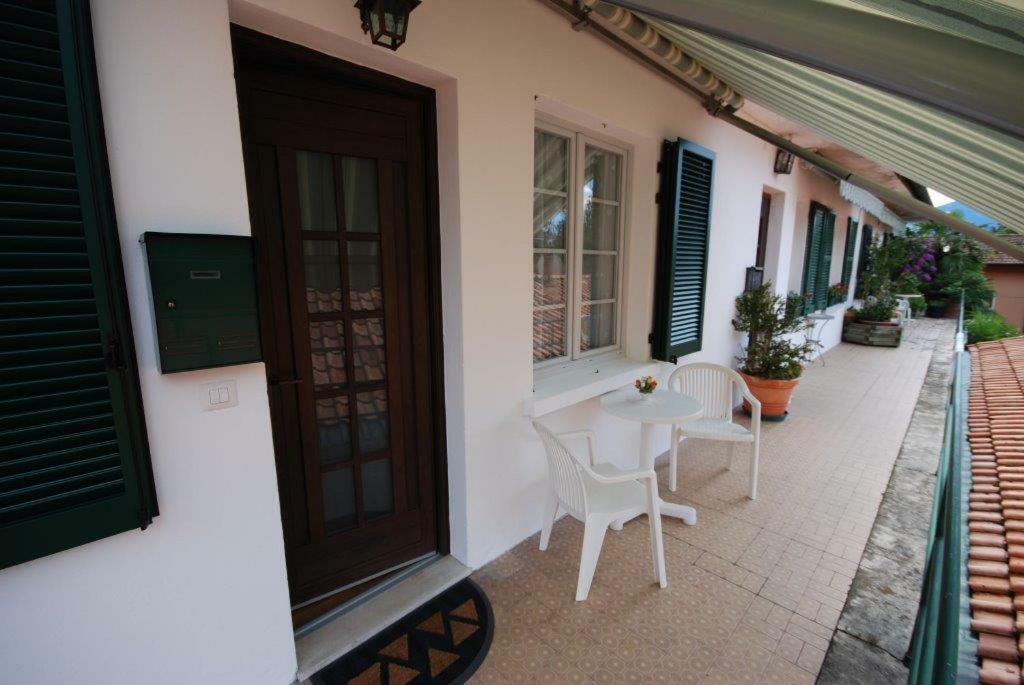 Casa Ubaldo Lejlighed Cannero Riviera Eksteriør billede
